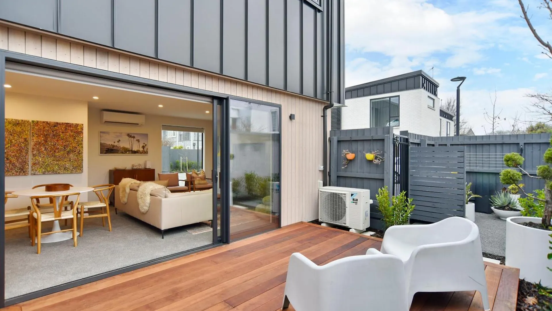 Derby St - Christchurch Holiday Homes Yeni Zelanda